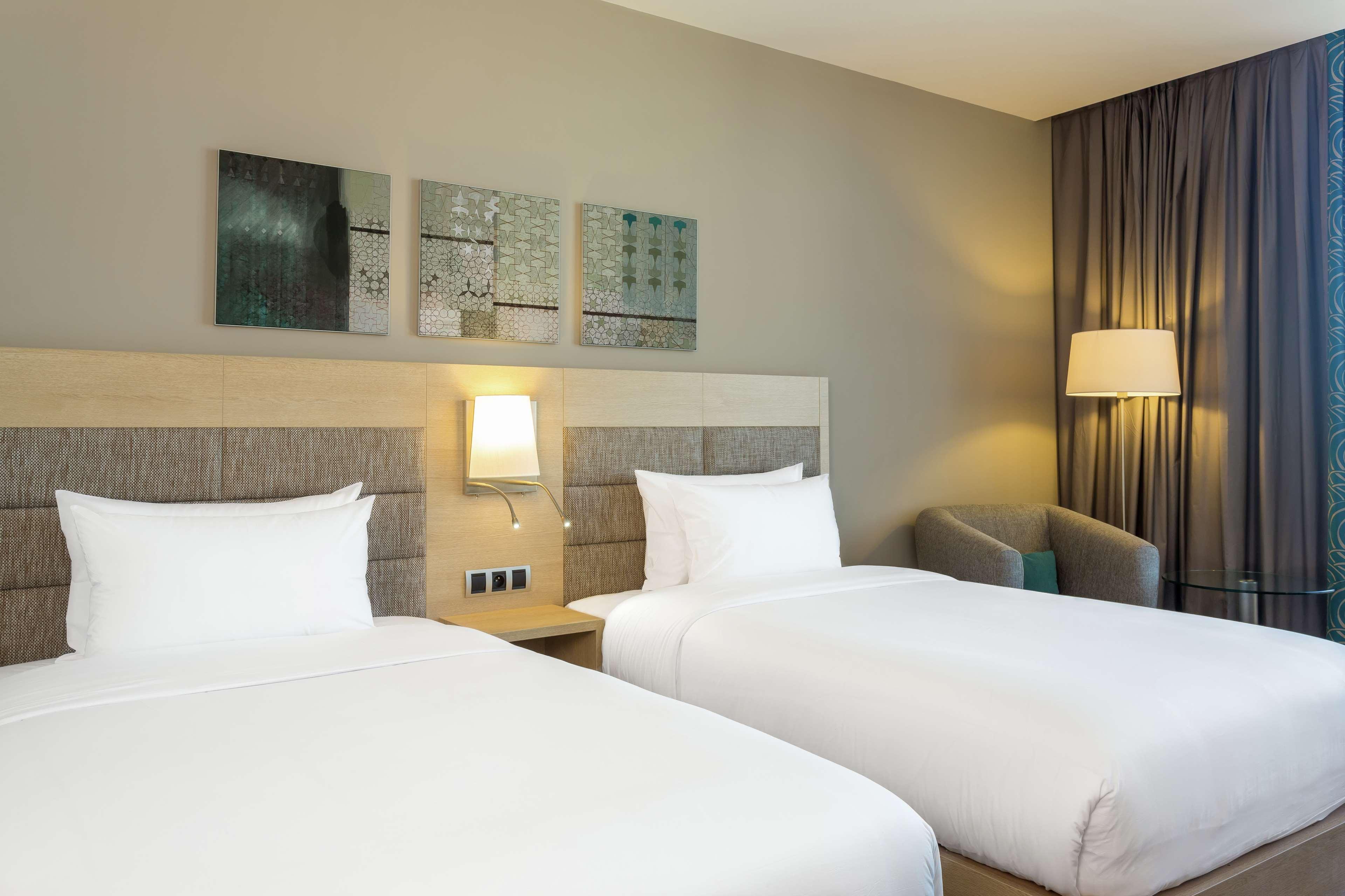 Hilton Garden Inn Tanger City Center Bagian luar foto