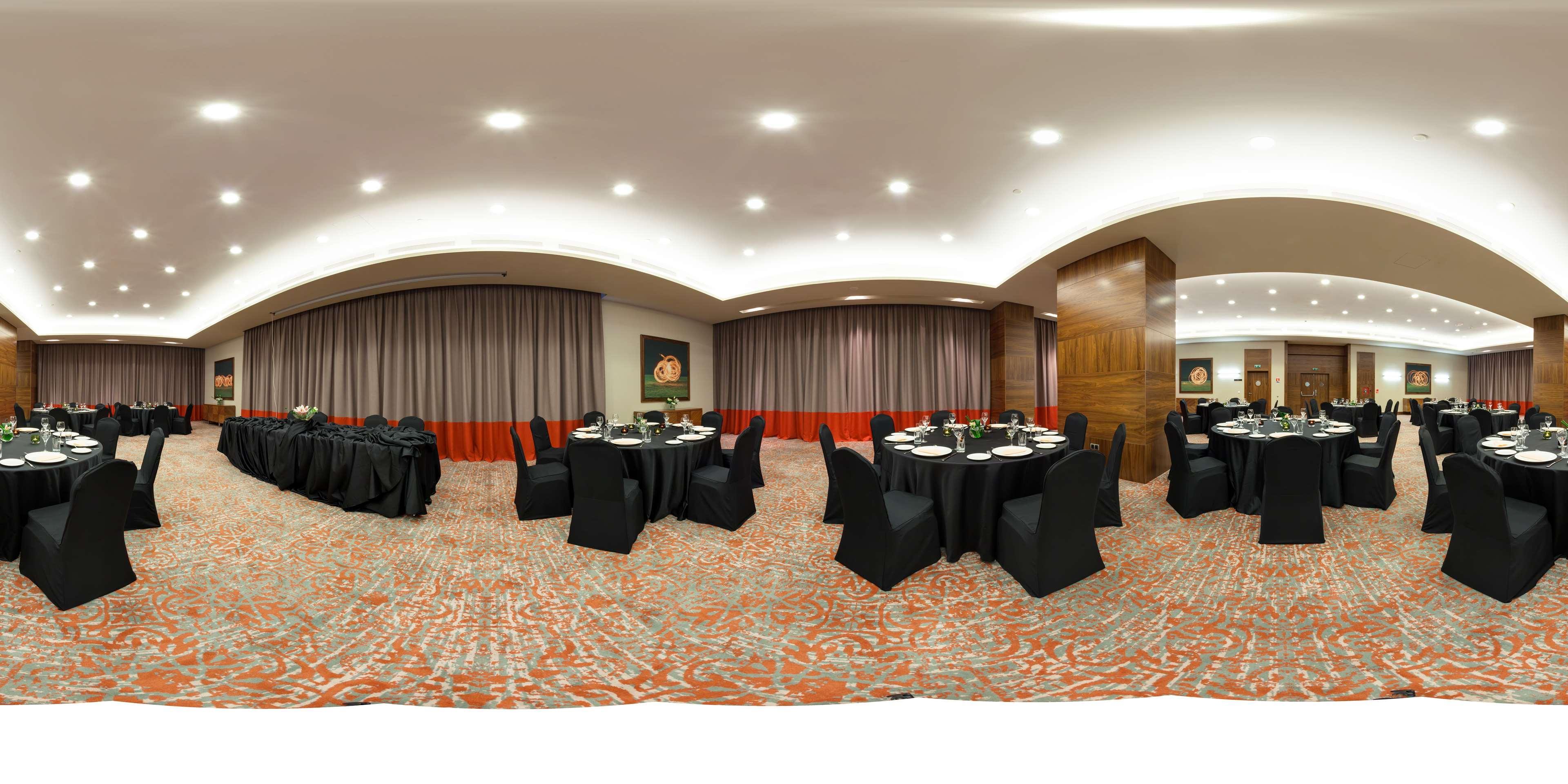 Hilton Garden Inn Tanger City Center Bagian luar foto