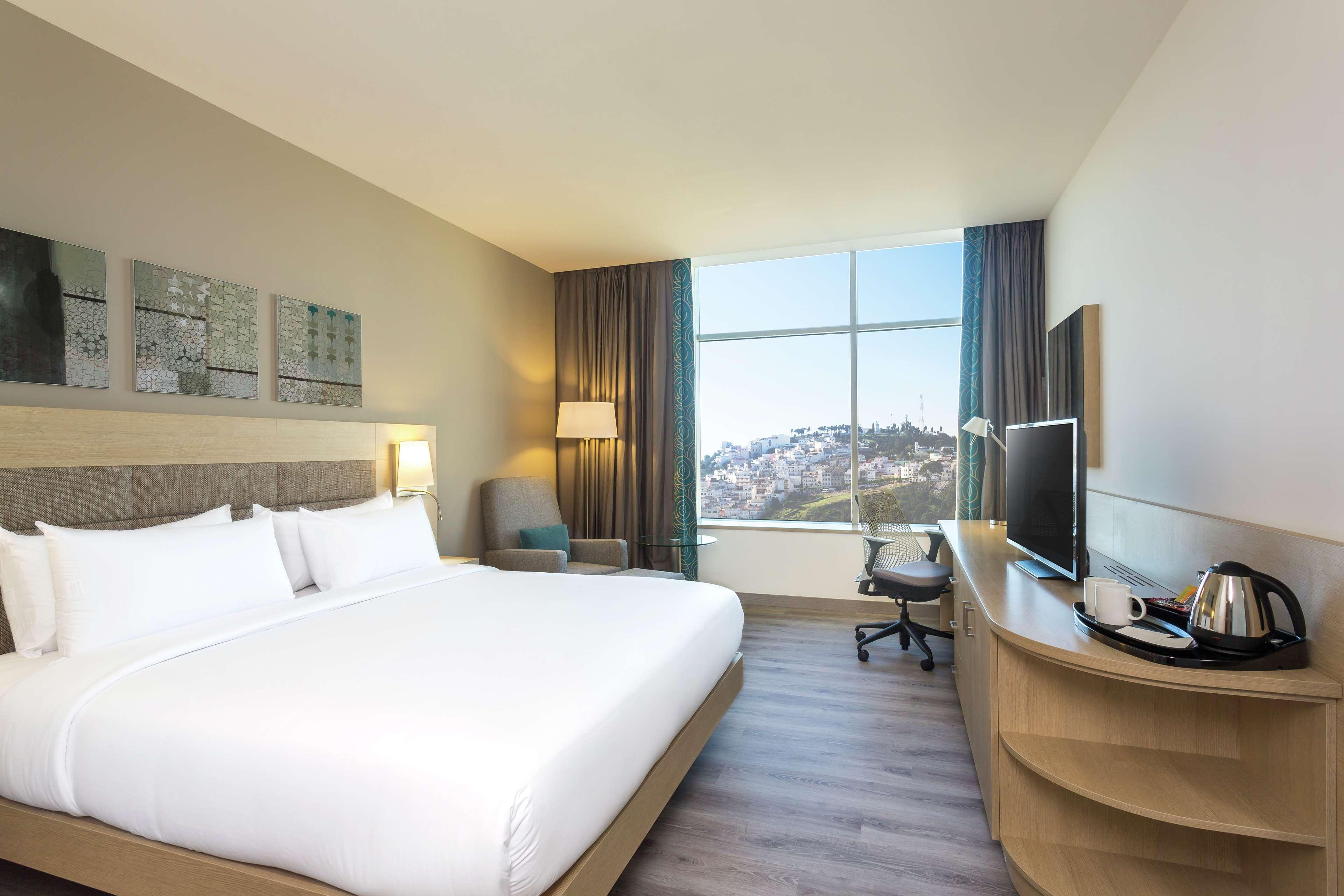 Hilton Garden Inn Tanger City Center Bagian luar foto