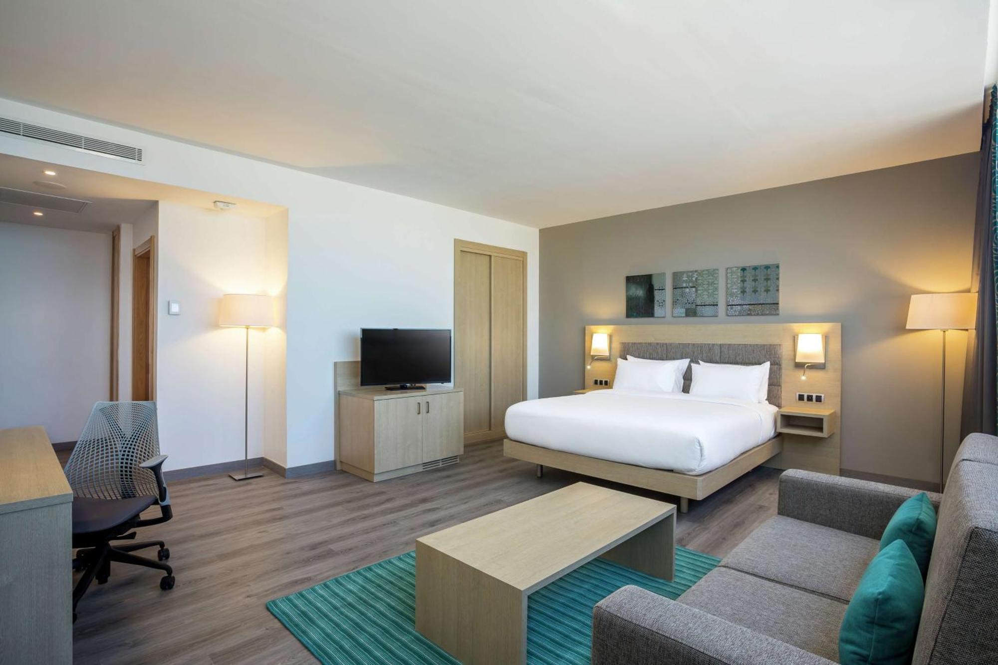 Hilton Garden Inn Tanger City Center Bagian luar foto