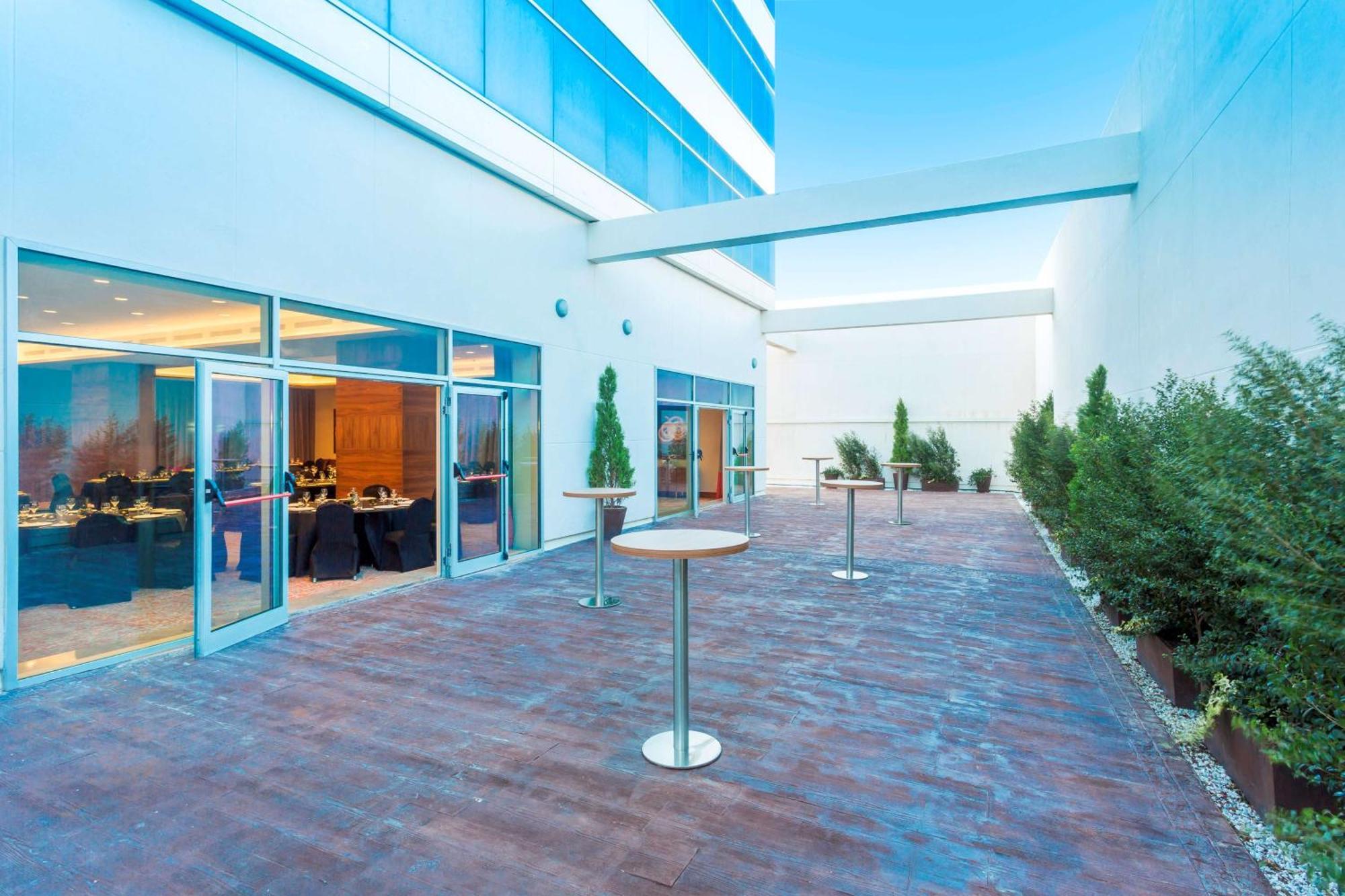 Hilton Garden Inn Tanger City Center Bagian luar foto
