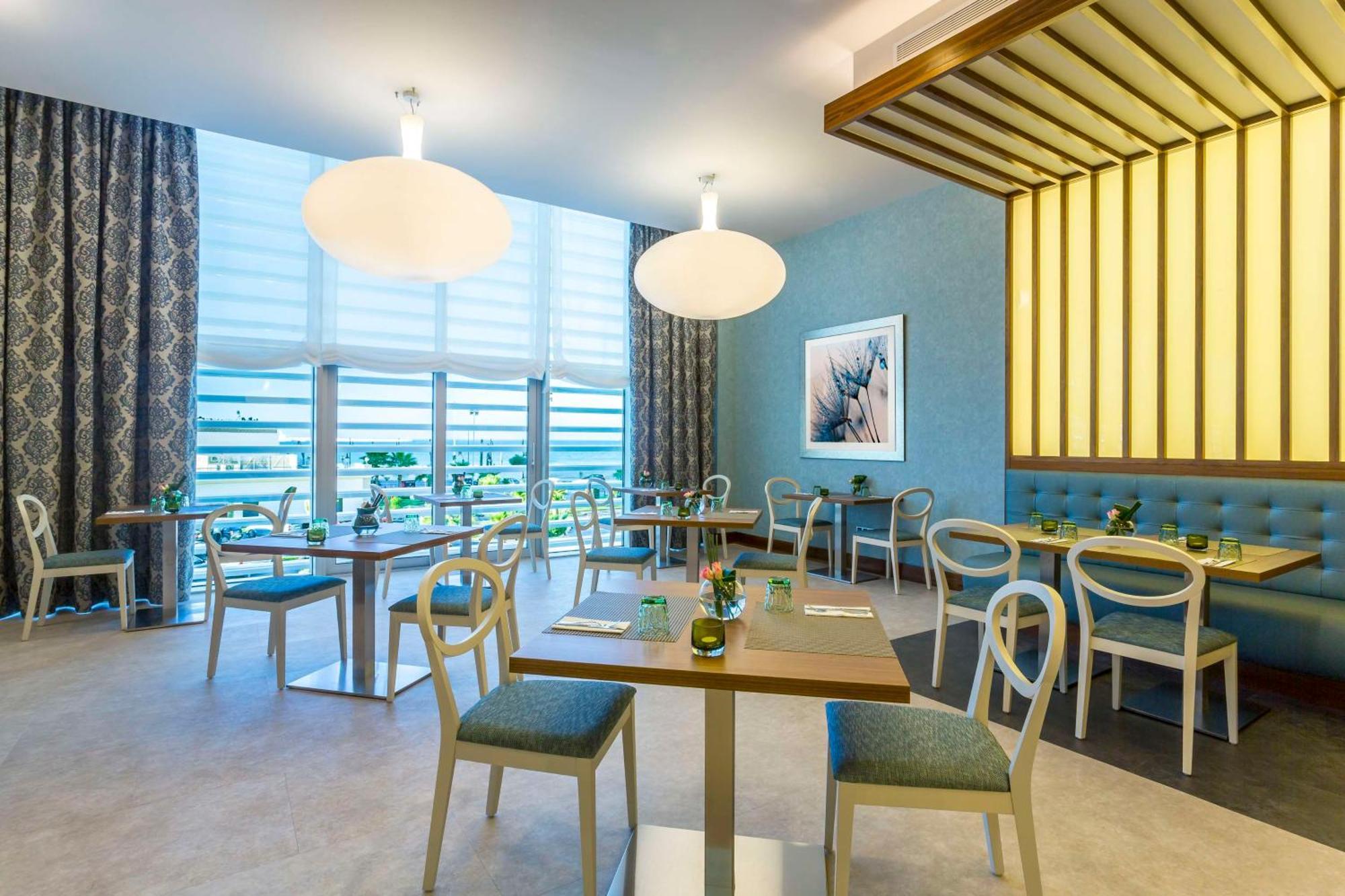 Hilton Garden Inn Tanger City Center Bagian luar foto